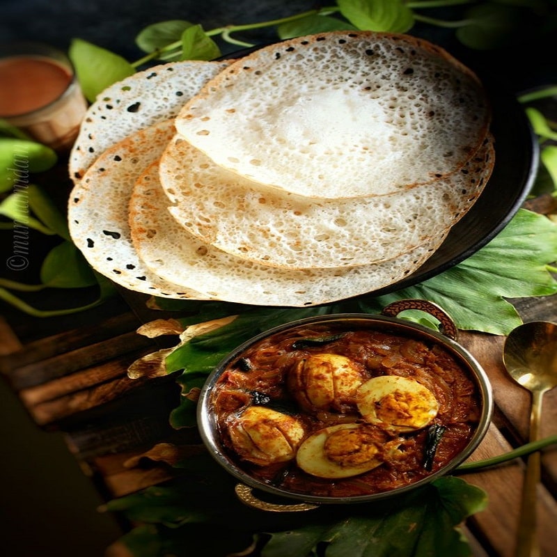 Velleappam & Egg Curry