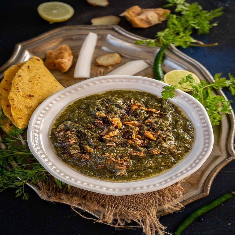 Sarson Ka Saag & Makkai Ki Roti