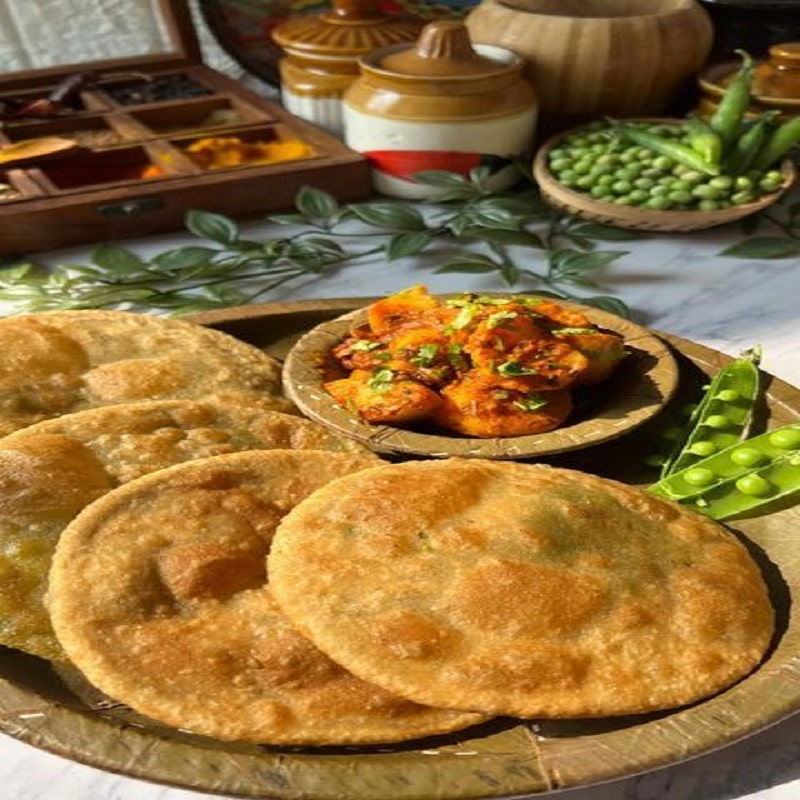 Koriashturi (Peas) Kachouri