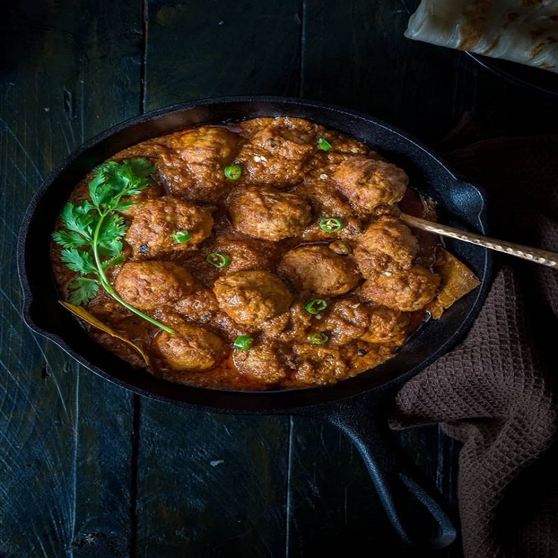 Chicken Kofta Curry & Rotis